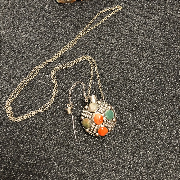 Vintage Jewelry - 🎄❄️Vintage Perfume Flask Necklace